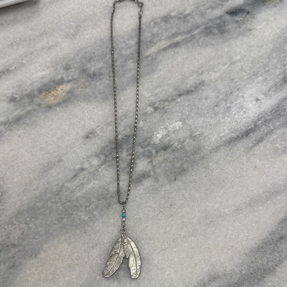 Silver Feather Pendant Necklace